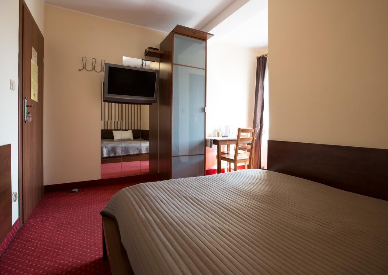 Villa Ventana Poznan City Free Parking Sniadanie W Cenie Bagian luar foto
