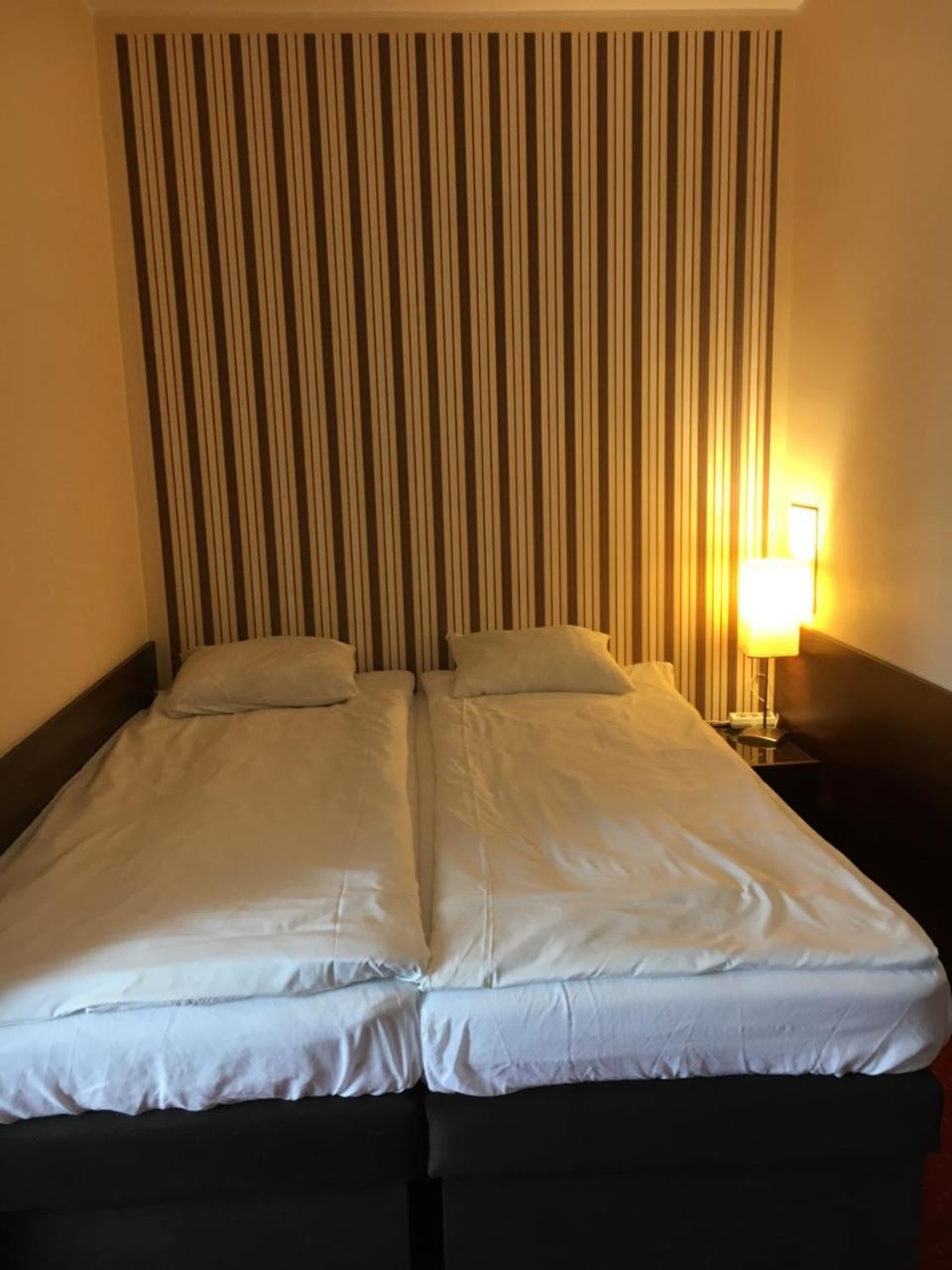 Villa Ventana Poznan City Free Parking Sniadanie W Cenie Bagian luar foto